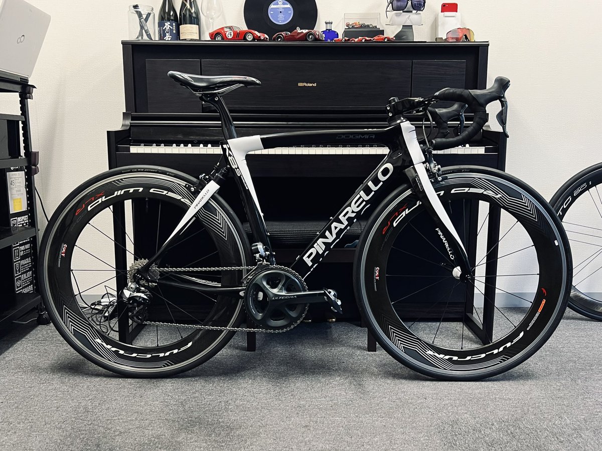 TqgHqo3OIWO6pOF's tweet photo. dogma k8-s
ピナレロとしてはレアな個体です、バラ完依頼でしたが、ただ組立するだけではなく外装依頼を変更し内装仕様にさせて頂き拘りのある組立整備チューニングにより仕上げさせて頂きました
#pinarello
#dogma
#k8s
#バラ完
#di2
#組立
#fulcrum
#redwind
#cult
#チューニング
#あさみフレンド https://t.co/bqBuO6oQOw