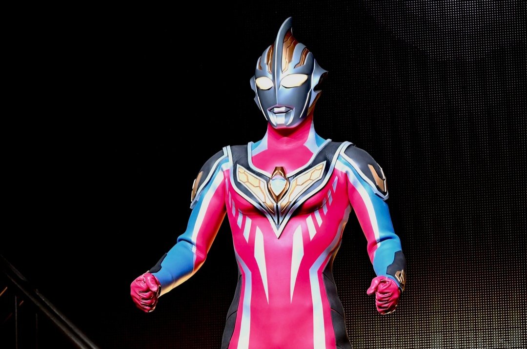 エクスプラス ウルトラマンガイア SUPREME VERSION. フィギュア