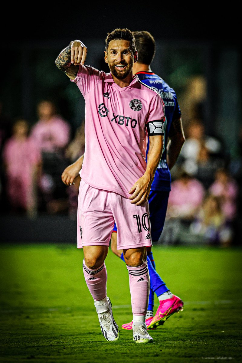 OF COURSE LIONEL MESSI WINS THE GAME IN THE 94TH MINUTE WITH A FREE-KICK 🐐