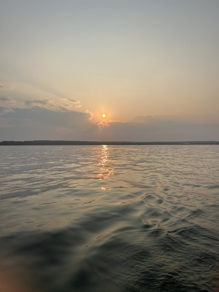 CBoryski's tweet photo. My happy place #shelllake https://t.co/udiBxgHe7x