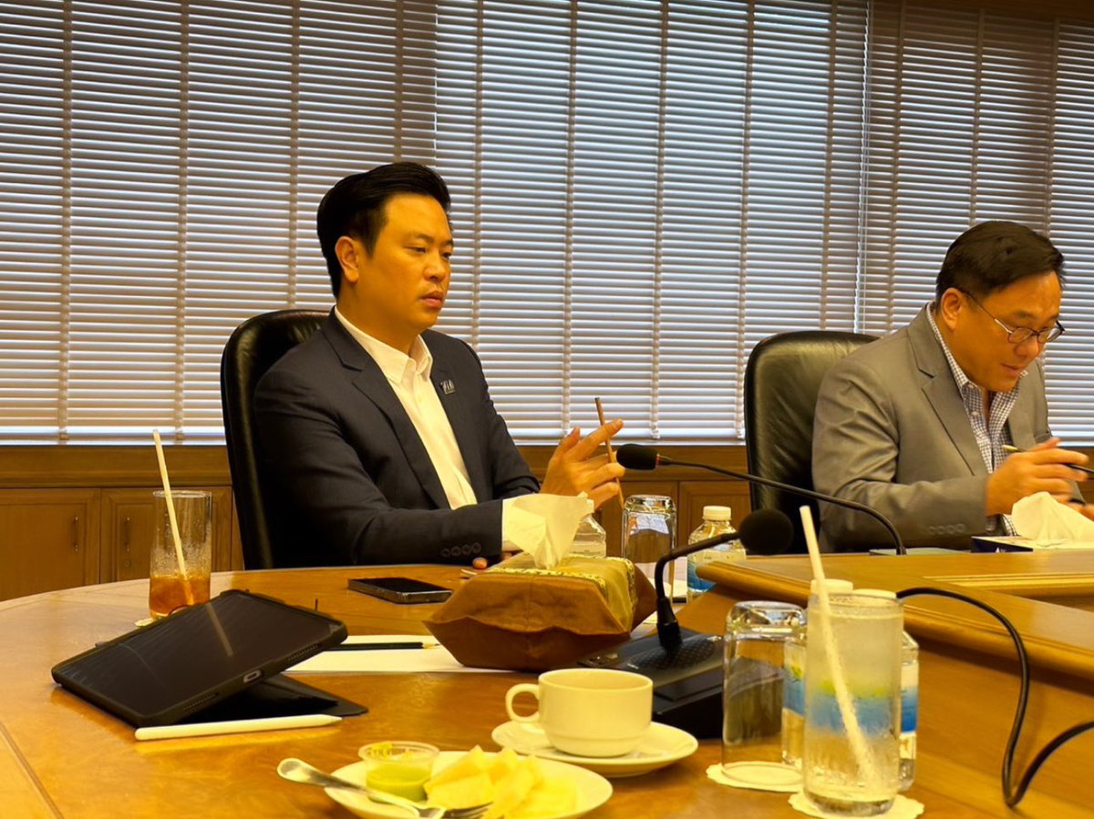 jakkaphon_18's tweet photo. ประชุมเรื่องพลังงานและสิ่งแวดล้อม เพื่อพลังงานสะอาดและสิ่งแวดล้อมที่ยั่งยืนครับ 

#พรรคเพื่อไทย
#จักรพลตั้งสุทธิธรรม https://t.co/Xz0ZgcxFh6