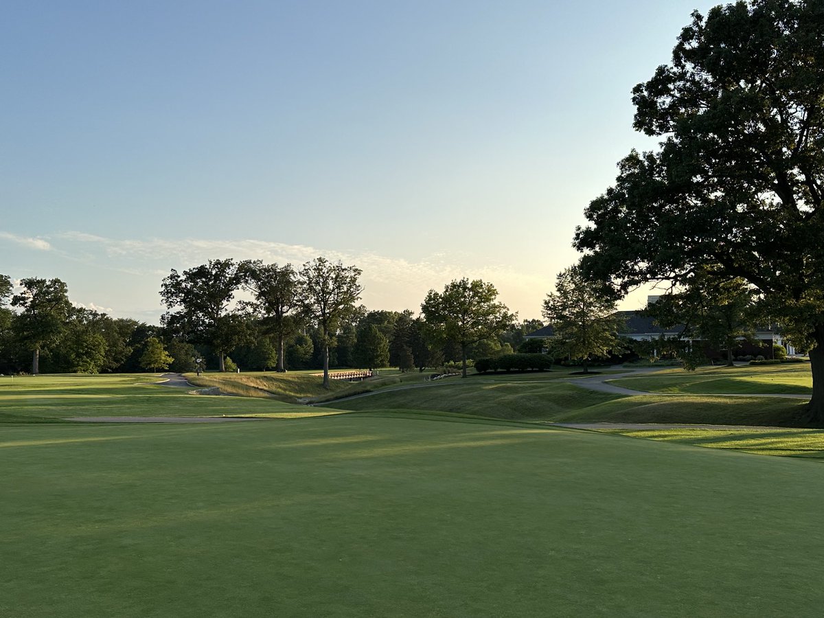 FCC_Grounds's tweet photo. Another beautiful evening as we prep for day 2 of our Club Championship 😎 https://t.co/IICklkxQVg