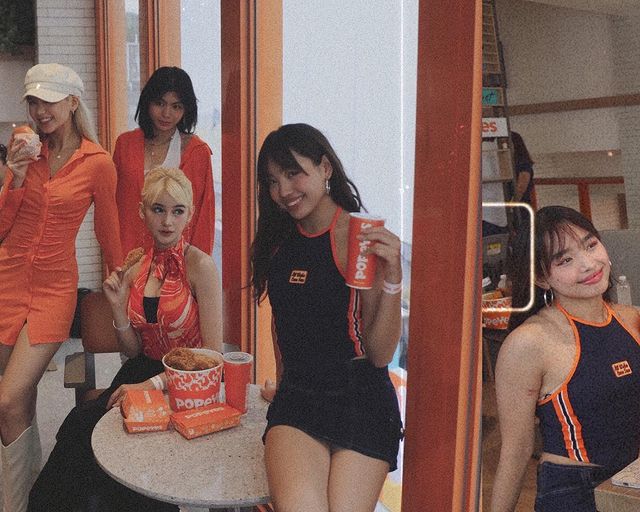 alfea_archives's tweet photo. [ IG UPDATE - 072223 ]

popeyes 🧡✨

🔗 https://t.co/yrowkk0usf

@zuluetAlfea #G22_ALFEA
#G22 @G22Official https://t.co/rcQAd0Qbkc
