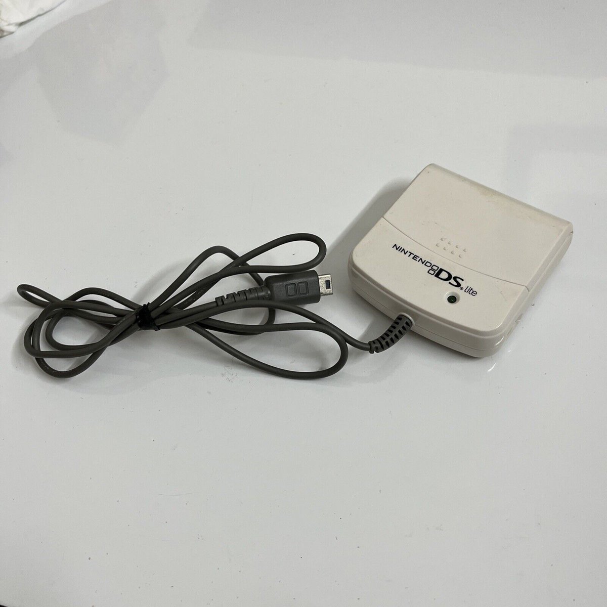 UnitRetro's tweet image. Nintendo DS Lite AA Battery Charger 
#dslite
#batterycharger
#aabatteries
#nintendoaccessories
#gamingaccessories 
retrounit.com.au/products/ninte…