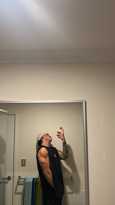 💪🏼 https://t.co/rHD7WAWv7g