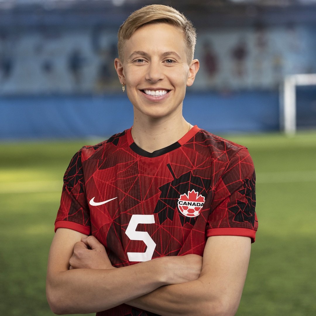 Congratulations to Quinn, who has become the first out trans & non-binary player to play at a FIFA World Cup. 🏳️‍🌈🏳️‍⚧️ #FIFAWWC #BeyondGreatness