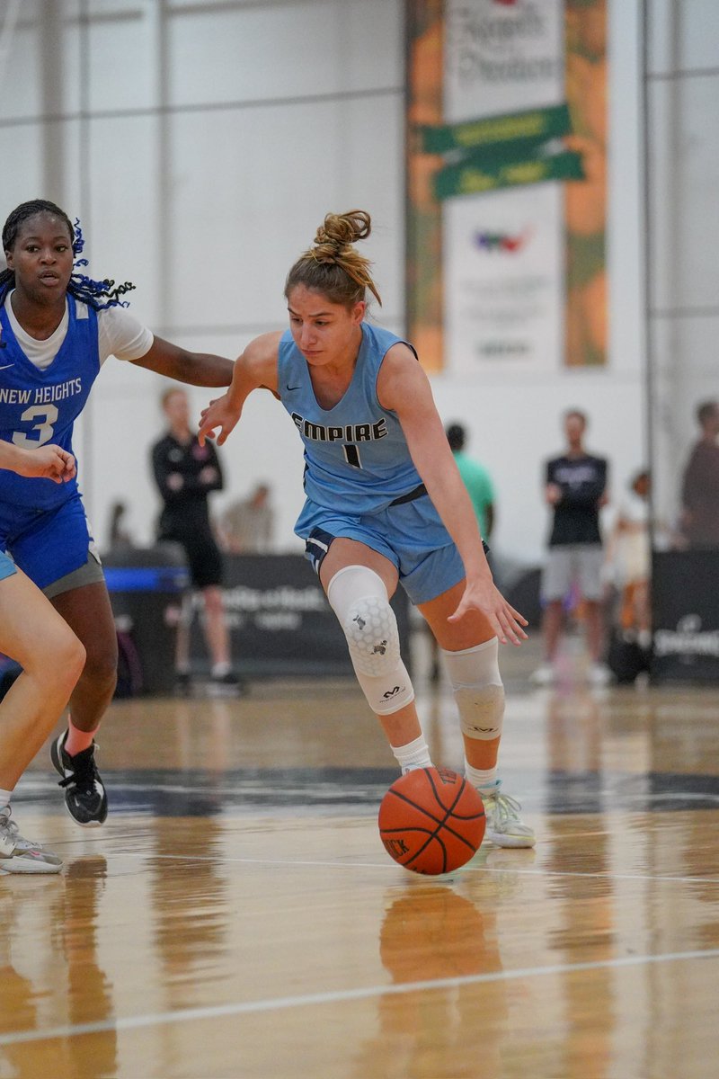 😎Bash Favs: 2nd Half Live Period😎
📍PA || Day 1

Kicking off Friday night with some Day 1 standouts at the Nook 😎⤵️

Up early ☀️ in the AM for some S40 action 🏀🔥

Liv Fernandez ‘24 📸| <a href="/ESBC_BlueFlames/">Empire</a> 
Jordyn Crump ‘27 | <a href="/me_firecrackers/">Maine Firecrackers</a> 
Taylor Brennan ‘24 | <a href="/ACCTbball/">Athletic Club of Connecticut Basketball</a>