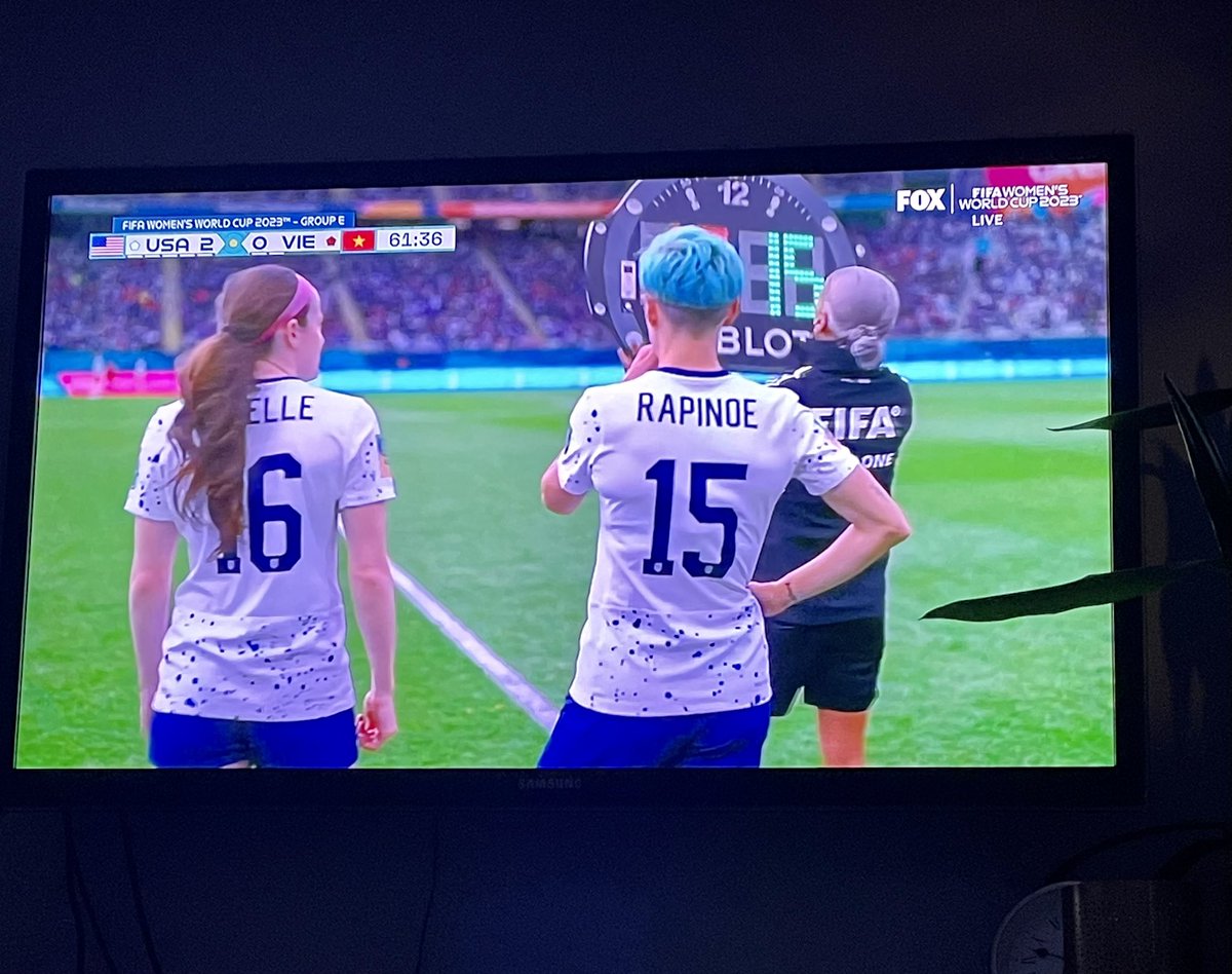 Agata Dera tweet media