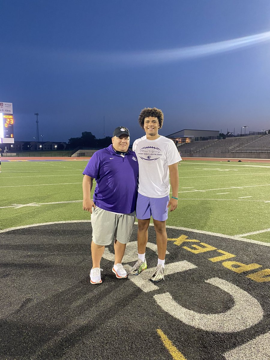 After a great camp I’m blessed to receive an offer from Butler CC!! <a href="/Coach_JL51/">Coach_Landoll</a> <a href="/CoachBVignery/">Brice Vignery</a>