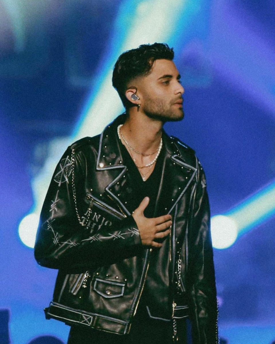 ErickBrianColon's tweet photo. 🖤 https://t.co/QckvEb57m3