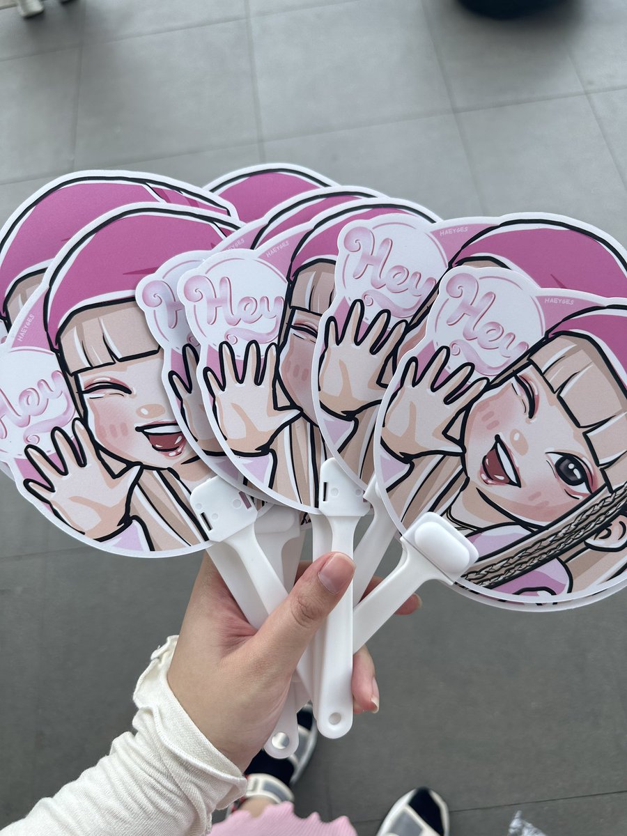 haeyges's tweet photo. Freebies Taeyeon ‘The ODD of Love’ in Jakarta  
 
Rules follow shopee, ig dan twitter haeyges ya ^^

ICE BSD, Hall 10  sebelah medic booth

RT &amp; likes https://t.co/VfrUQwK7pz
