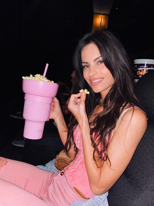 Movie night @Barbie did not disappoint, 10/10 recommend! 💖 https://t.co/MHRRCGKQM7<a class="tags" target="_blank" title="On Twitter" href="/?out=eyJ0eXAiOiJKV1QiLCJhbGciOiJIUzUxMiJ9.eyJpYXQiOjE3MjE1NDIyNjksImlzcyI6InR3cG9ybnN0YXJzLmNvbSIsIm5iZiI6MTcyMTU0MjI2OSwiZXhwIjoxNzUzMDc4MjY5LCJyZWRpcmVjdF91cmwiOiJodHRwczovL3R3aXR0ZXIuY29tL0JhcmJpZSJ9.Blo1GkpZhLd7I7TjlPMCi1loNsiAzXtw_Ze_8axLsZI3uhIlggffT53N63PS_2Lw1kysgMvUcyLfNt2TlEmZjw">@Barbie</a><a href="/tag/pb"class="tags"><span>#pb</span></a><a href="/tag/centerfold"class="tags"><span>#centerfold</span></a><a href="/tag/mondayblues"class="tags"><span>#mondayblues</span></a><a href="/tag/hustlebootytemptats"class="tags"><span>#hustlebootytemptats</span></a>