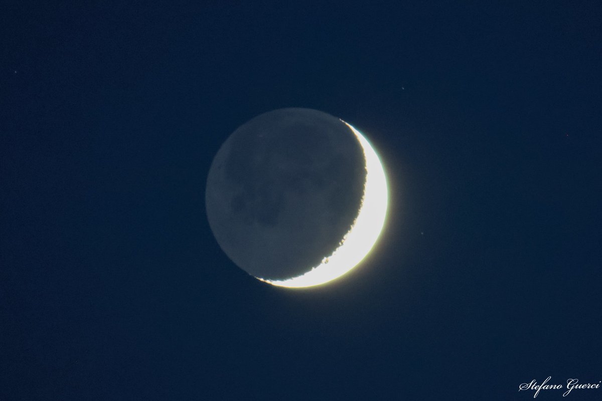 La luce cinerea del #21luglio 
ora italiana 21:45 

#moon #astronomy