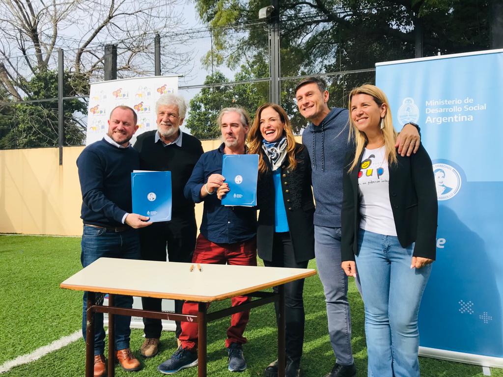 Fundación PUPI tweet media