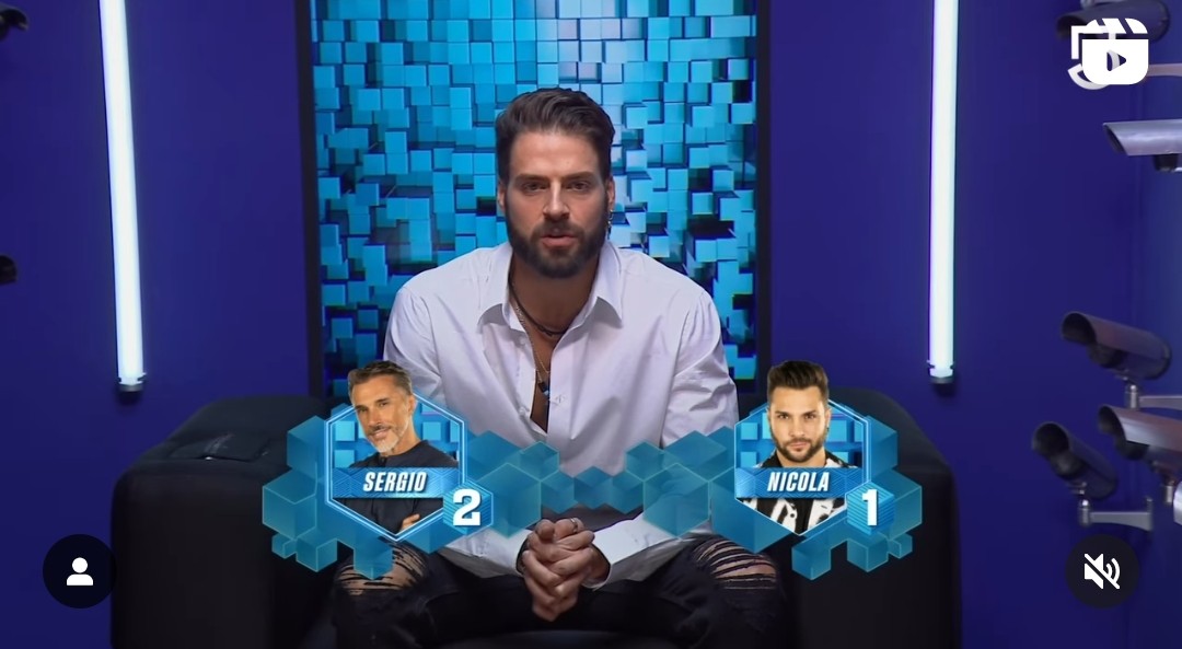 valeriaperuperu's tweet photo. JORGE Y NICOLA SIEMPRE SE HAN DADO PUNTOS ENTRE ELLOS , PERO EL MANIPULADOR DE SERGIO Y LA VIVORA DE APIO , METIENDO COSAS A WENDY HABLANDO MAL DE NICOLA A SUS ESPALDAS, NO SE COMO HAY GENTE Q APOYE A ESAS VIVORAS , NADA DE TEAM INFIERNO SON MAMADAS EXCUSAS #LaCasaDeLosFamosoMx https://t.co/xSNZI1nbxX