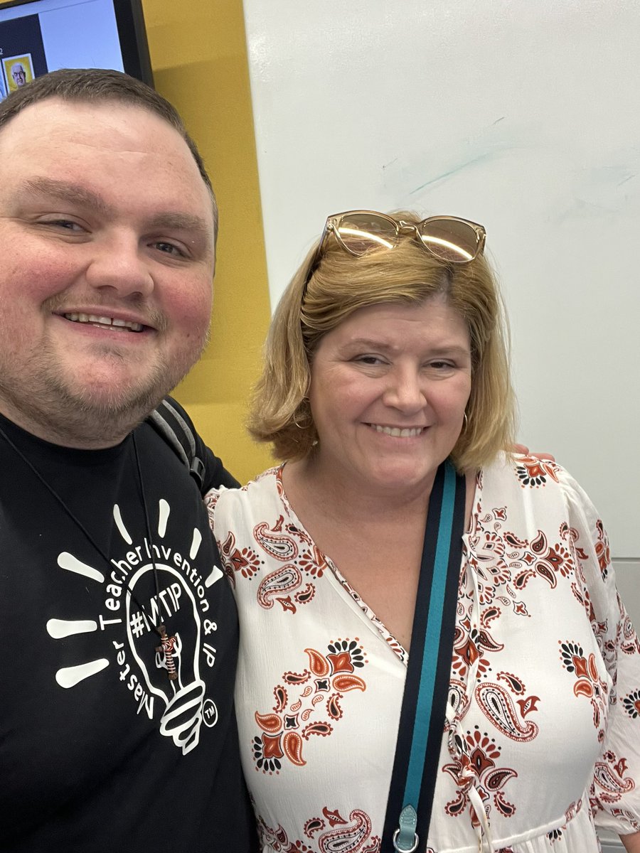 TylerDufrene5's tweet photo. It was an @AEF_Program Einstein Fellow reunion at the #NationalSummerTeacherInstitute in St. Louis, MO. Always a good time with Einstein Fellows around! #EinsteinFellows22 #USPTOSTEM https://t.co/EeTZlNKPJy