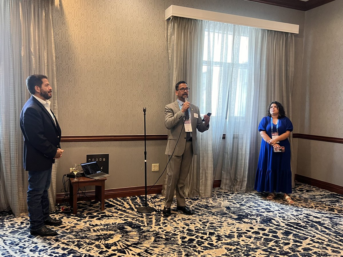 CALatinoCaucus's tweet photo. At the National Association of Hispanic County Officials (NAHCO) Reception during the National Association of Counties Annual Conference in Austin, Texas. Great networking with Latino county elected official from all over the country #CountyLatinos https://t.co/oEIA8cxZdM