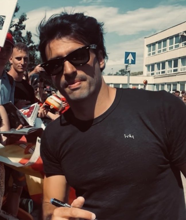 carlosainzxsafe's tweet image. *old money by lana del rey starts playing*