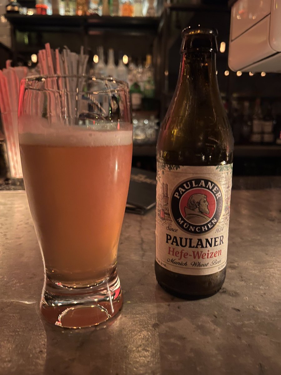 sippybee's tweet photo. #FridayFunday #beer https://t.co/Xb6sgxqy11