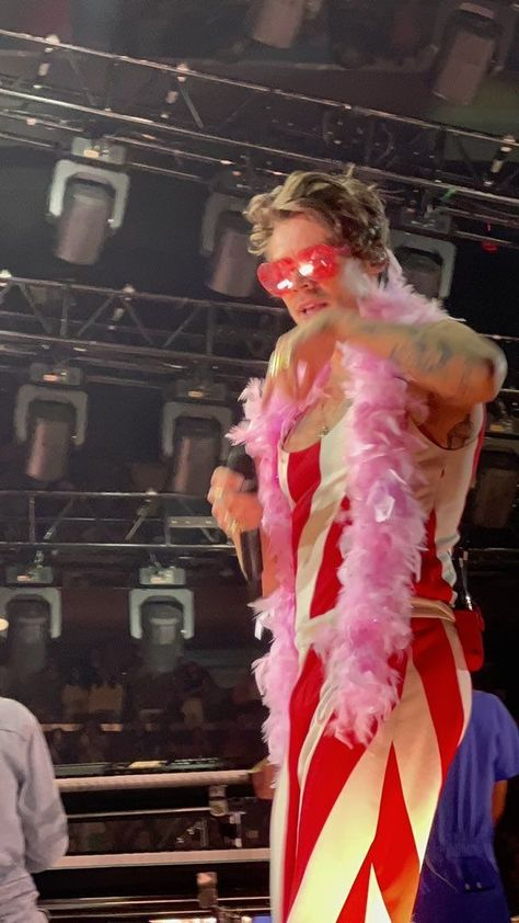 oBvIoUsLy_penni's tweet photo. 21st of august. 2022. 

new york city, u.s.
~ madison square garden https://t.co/djJUn6HZBn