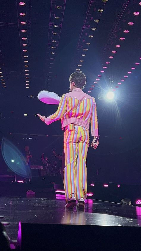oBvIoUsLy_penni's tweet photo. 26th of august. 2022. 

new york city, u.s.
~ madison square garden https://t.co/ZYBgrx81HY