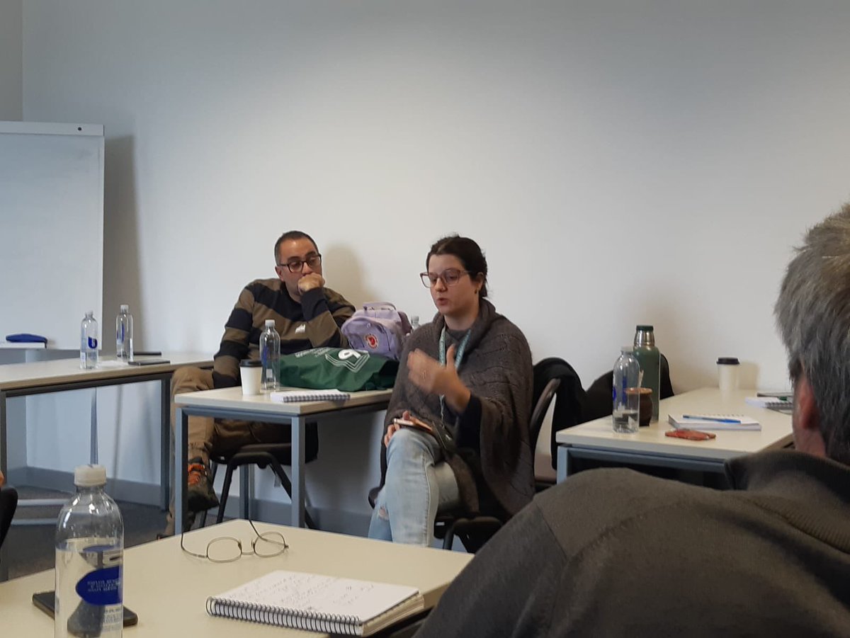 LamideUFF's tweet photo. de Daniel Hallin (UCSD) e Martin Echeverria (BUAP/México).

Na mesma semana, Juliana participou do XVI congresso da Sociedad Argentina de Análisis Políticas, apresentando trabalho publicado com Camilla Tavares (UFMA) e Afonso de Albuquerque, e como comentarista de uma das mesas. https://t.co/UpK46TF33x