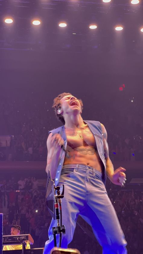oBvIoUsLy_penni's tweet photo. 28th of august. 2022. 

new york city, u.s.
~ madison square garden https://t.co/CLB9n0OA0k