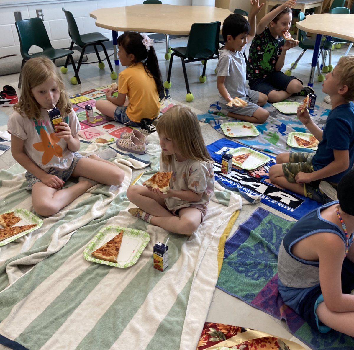 emmoretti's tweet photo. Last Day of Summer Learning. . Celebrating friendships & connections! @OntarioSLP @TCDSBSummerLit #TCDSBSummerLearning2023 @TCDSB https://t.co/i8ysin4INU