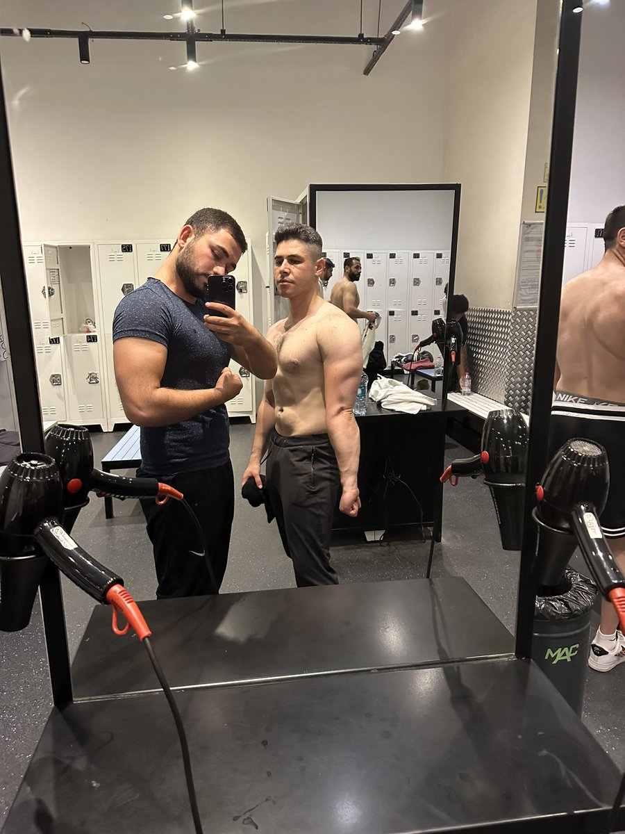 Vservetdursun34's tweet photo. #mallof #macfit 🔥🔥 https://t.co/GS1pvw6RUa
