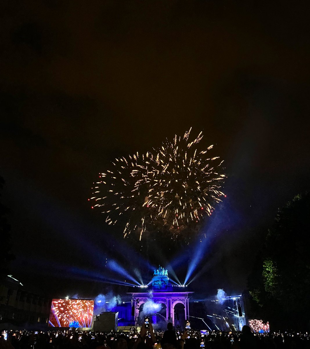 FilCristini's tweet photo. bonne Fête Nationale 🇧🇪 ! https://t.co/PuPd1PgMZb
