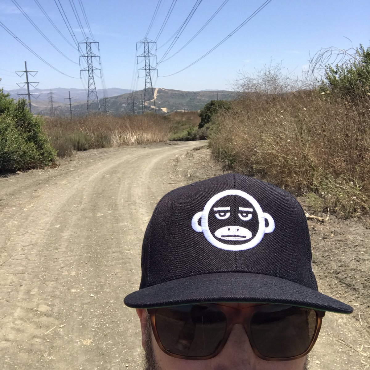ChapyDesign's tweet image. 3rd day in a row! This time a 30min hike through the Talega trails by my work. @ocmmonkeymisfit @OnChainMonkey #monkeymisfit  Feel the burn!