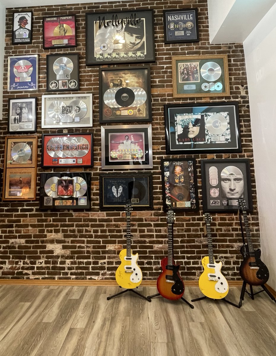 theCMForg's tweet photo. Great things are happening for Children's Music Fund at The Village! #thecmf #musictherapy #musicheals #villagestudios #music https://t.co/LuahNEyWAP