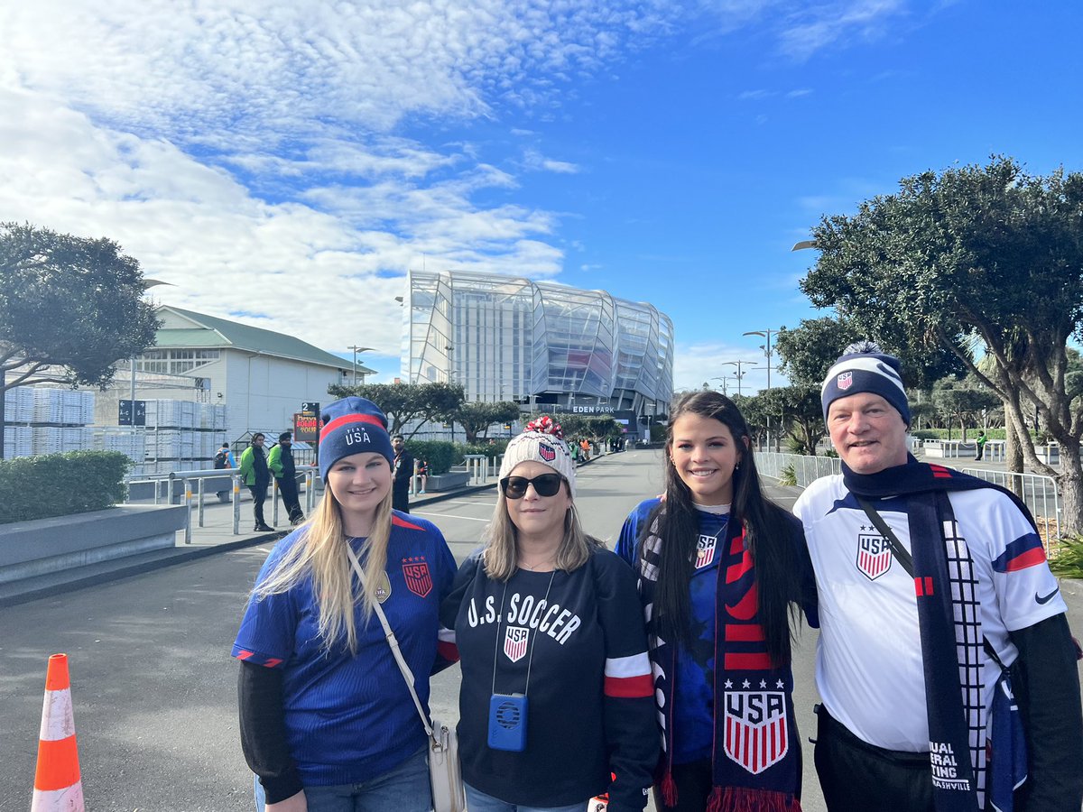 Louisiana representing at @USWNT v Vietnam with Bethany, Leslie, Lindsey and Jeff Moyle in attendance all the way across the world to witness an opening win. #WorldCup2023 #FIFAWomensWorldCup2023