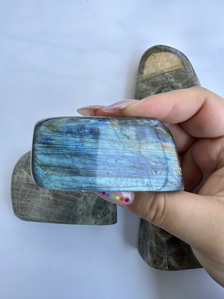 StellStarCo's tweet photo. goal: 2/5

short 3 orders of my goal to reach by the eod Sunday 🥺

if you love crystals, or know someone who does, tag them &amp; check out my shop ✨

prices range from just 25 cents to $120! 

l!nk in bio 🥰
rt to help me find my next customer! 🫶🏻 https://t.co/5gIBeEN3IP