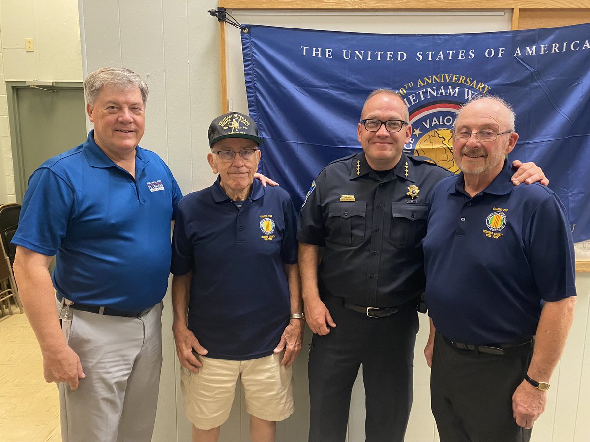 SheriffCar70's tweet photo. Today was a day of great events.  The Veterans Fair, Building Bridges and Town of Somerset Bicentennial Celebration. https://t.co/FiNXav6KFM