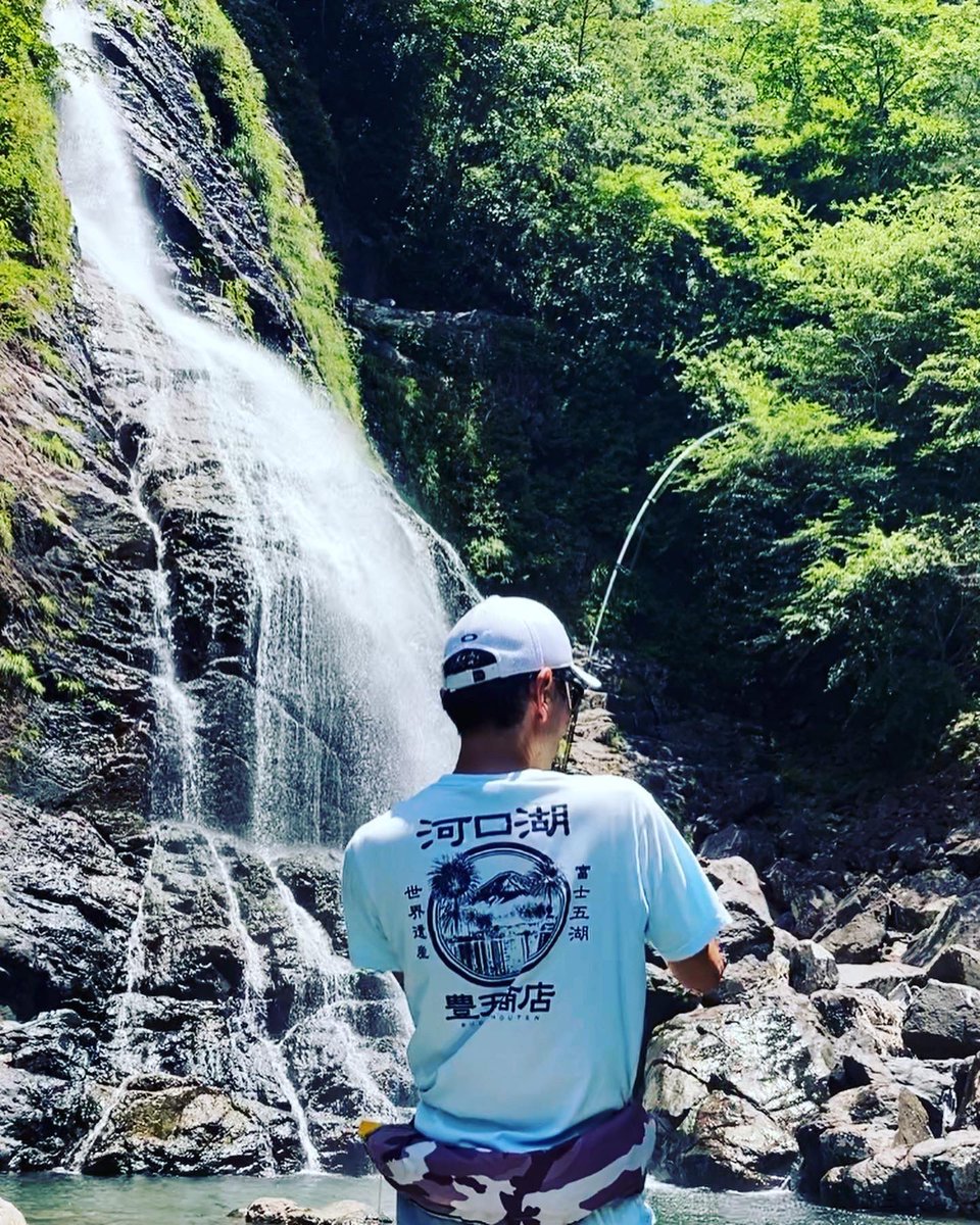 ogure23's tweet photo. 池原ダム→七色ダム→津風呂湖へ
最高のロケーションで癒されてきました‼️

せっかくなら、ビックベイト覚えていけば良かった〜とやや後悔しております😅

来年ですね☕️

#池原ダム  #七色ダム  #津風呂湖 https://t.co/zgBi4lDEBu