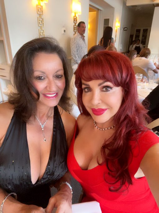 Celebrating Sexy Vanessa&rsquo;s 28th birthday at Bice! https://t.co/SZ45ks2BPX