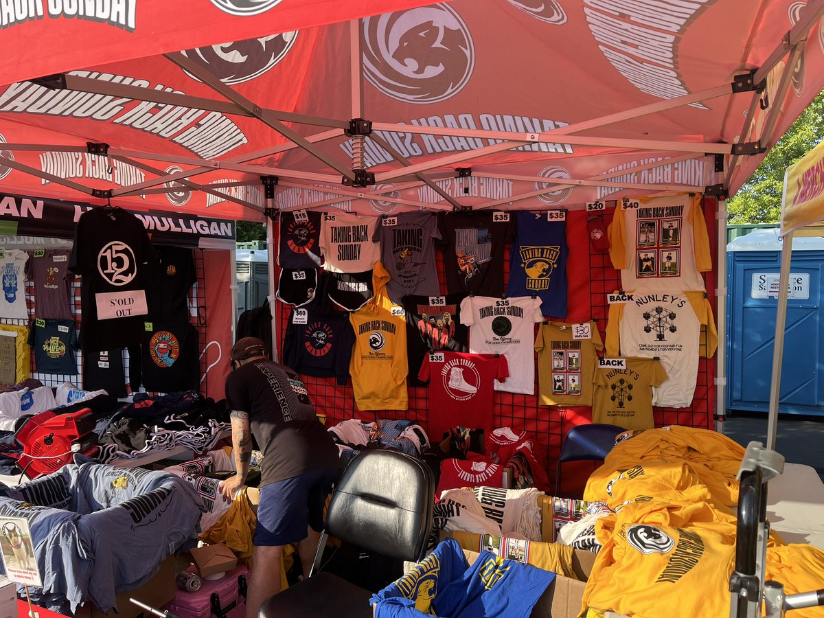 TBSOfficial's tweet photo. So many choices. What did you grab?? #radsummer https://t.co/eNKHRC06wC