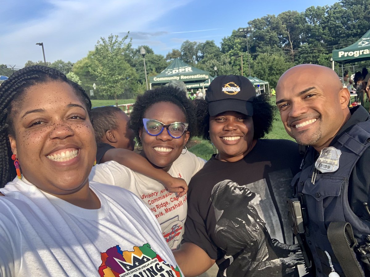 DupeeforDC's tweet photo. You know that #LateNightDrip is the place to be on FriYAY evening.
๐Woody Ward Rec. Center
โฐ Happening NOW
โจSwimming, Live Music, Games galore, Refreshments, Hair Cuts, Braiding Stations, and much more! #wherefunhappens @DCDPR https://t.co/0fBwBfOv92