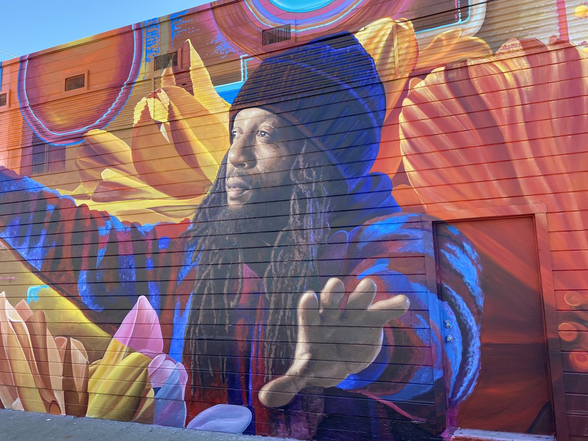 The latest from our @SOMHIERO 30-year tribute mural in East Oakland. @phestohierosoul & A-Plus are dialed in. @RapNoir & @opiohierosom are on deck! #oakland #soulsofmischief #hungryghost #bayareastreetart #murals #publicart #streetart