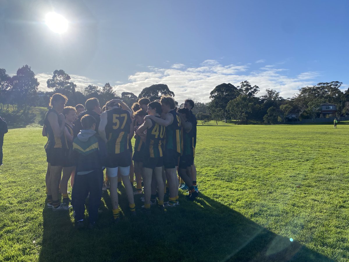 Footy is back today under sunny skies after the holiday break! A great start to the day for the 10Bs registering a convincing win. Big games for the 10As, 2nds and 1sts at Caulfield Wheelers Hill.