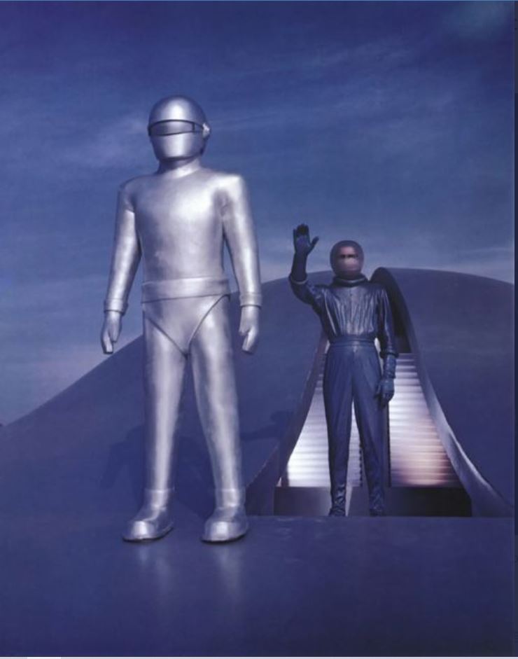 🛸On this purported movie day in 1951, Klaatu arrives on Earth with Gort, in 'The Day the Earth Stood Still'🤖'Gort, Klaatu barada nikto!'🎨 FB Group: Last Exit to Nowhere🛸#MichaelRennie #PatriciaNeal #TheDayTheEarthStoodStill #Classic #Scifi