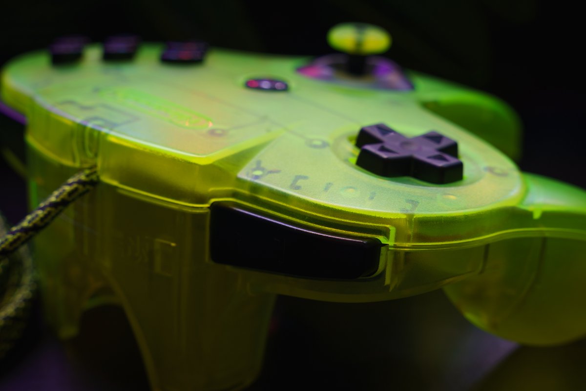 gamrjerome's tweet photo. Newest #n64 build. Done before color scheme with black buttons. Traded with @Bailey_sm64 for the buttons. Check out her store. https://t.co/ZdO6zOLCDB
Not much for specs. Just looks cool.
Tao Nylon Stick
#SS64 Neon Cap
Oem bowl and gears
Neon Green Helix 550 Paracord https://t.co/WvVPLhkhbt