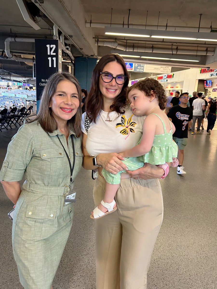 Mari Montes 🇻🇪🫓🥭✏️🐾 ⚾️🏳️🌈 tweet media