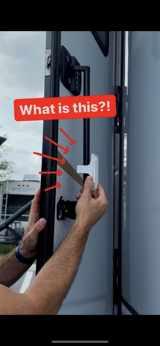 Venturesome Couple tweet media