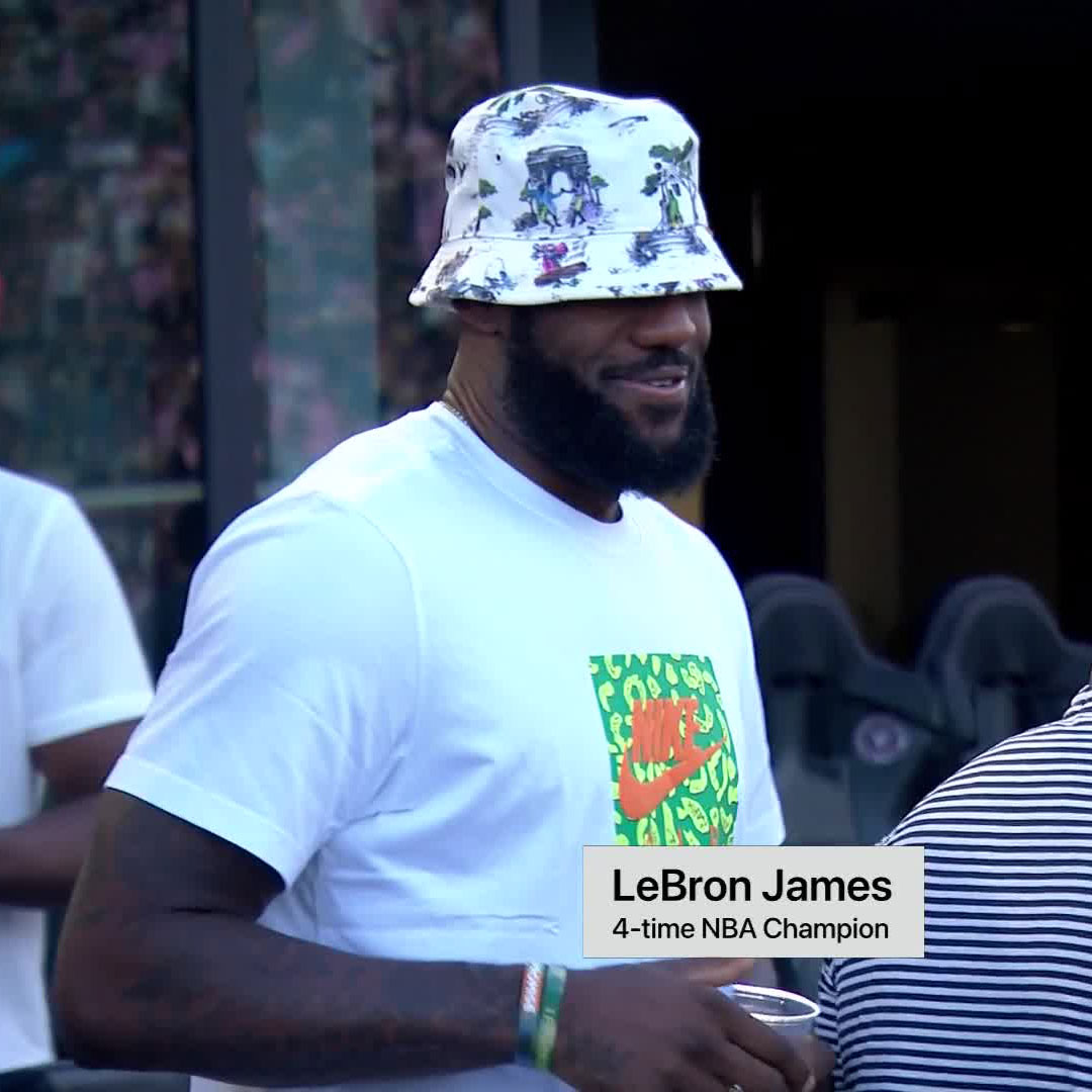 brfootball's tweet photo. LeBron James couldn't miss Messi's Inter Miami debut 😎 https://t.co/mU8Znk8QC6