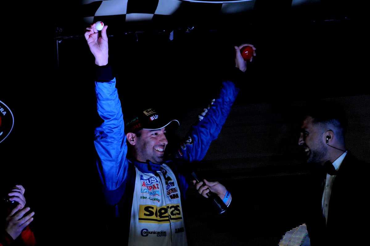 ⚠️ ¡Otra vez! En el Desafío de las Estrellas 2017 ya había sacado la bolilla número 1. Hombre de suerte <a href="/serruchoserrano/">Martin Serrano</a>, este domingo en San Juan nuevamente partirá adelante en la competencia de Turismo Carretera.