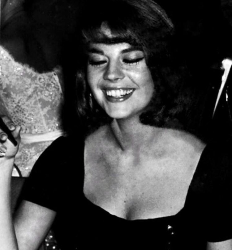 NWScrapbook's tweet photo. Natalie in black and white. https://t.co/s7Fneo0B5l
