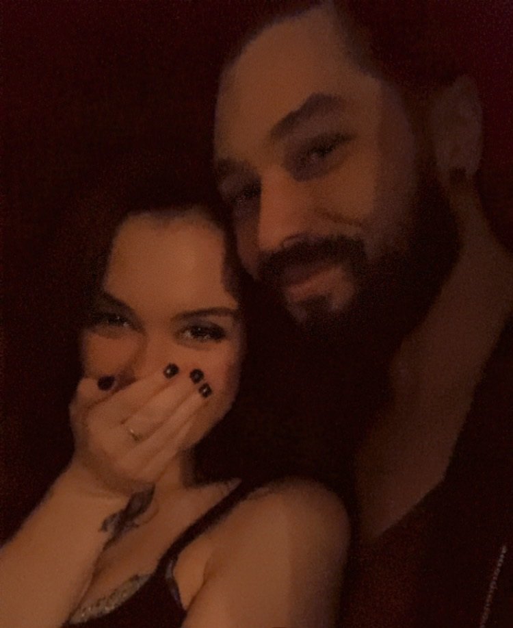BarronThee's tweet photo. My baby is shy
#shyproblems https://t.co/hra2K0yC0M
