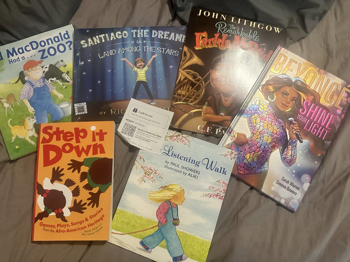 mrswoodmusic's tweet photo. I received an incredibly kind donation of books from my wishlist from someone named Gina- but no last name. Please let me know if it was you so I can say thanks! #clearthelist #kisdclearthelist https://t.co/uqiQGKPHyF